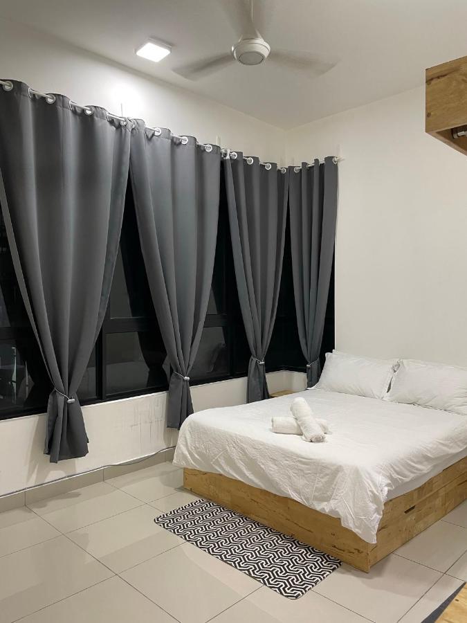 פוטראג'איה Aiyu Homestay, Conezion, Ioi Resort מראה חיצוני תמונה